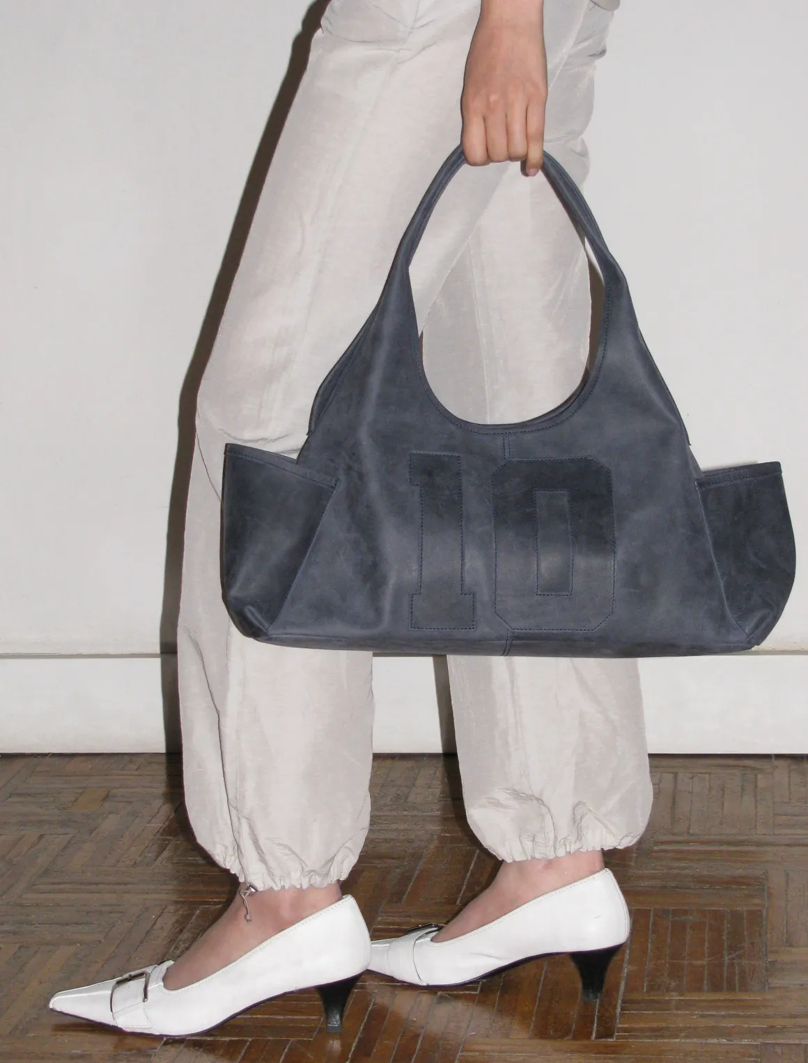 Clearance no 1884 / 10 Year Bag Querida