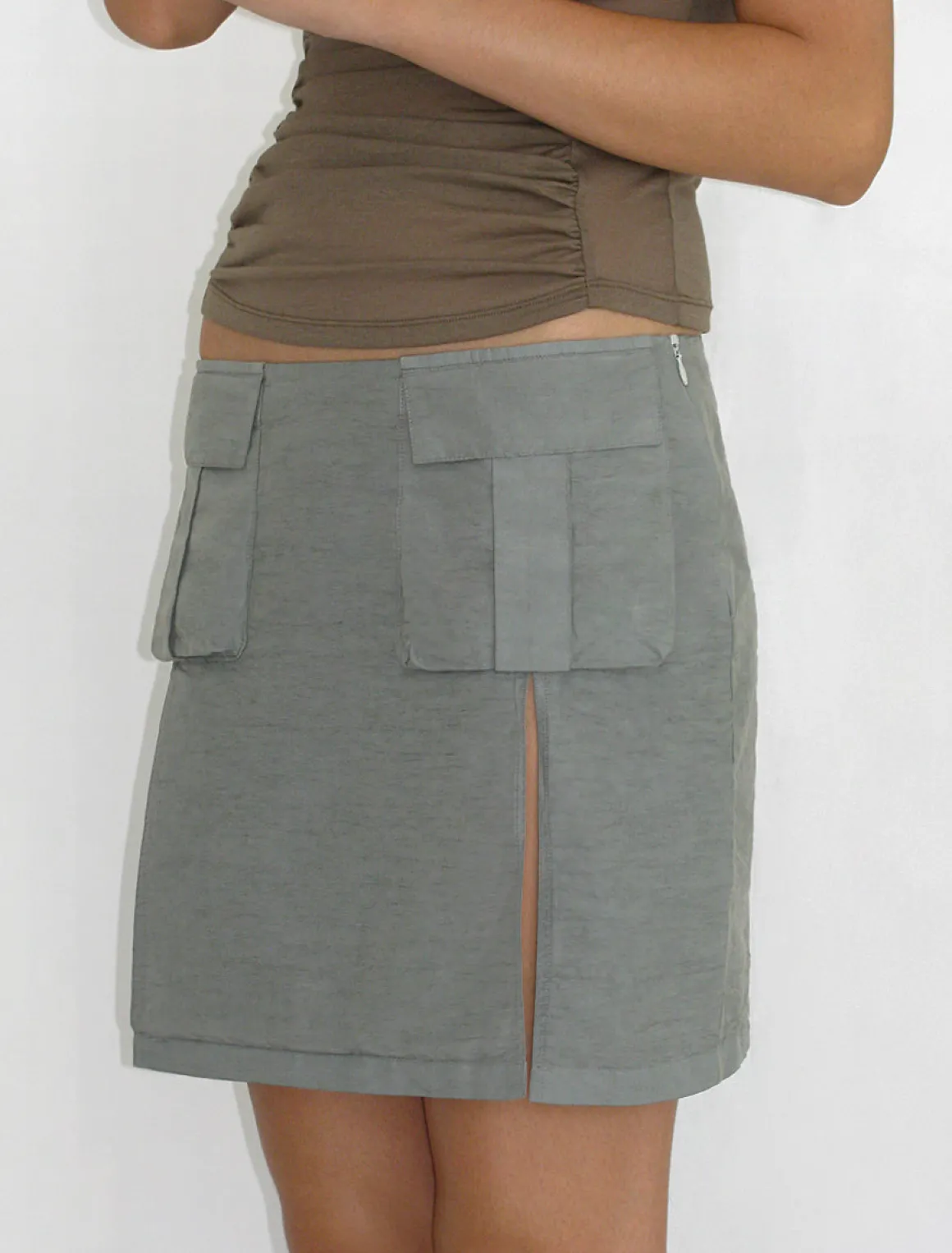 Online no 2084 / Anturi Skirts