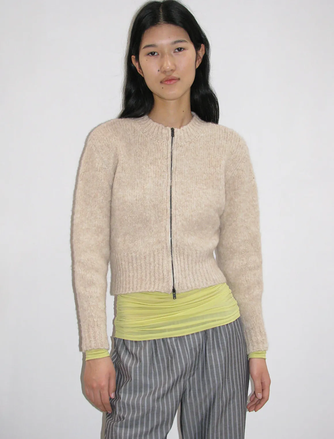 Clearance no 1811 / 1Besito zip Knits
