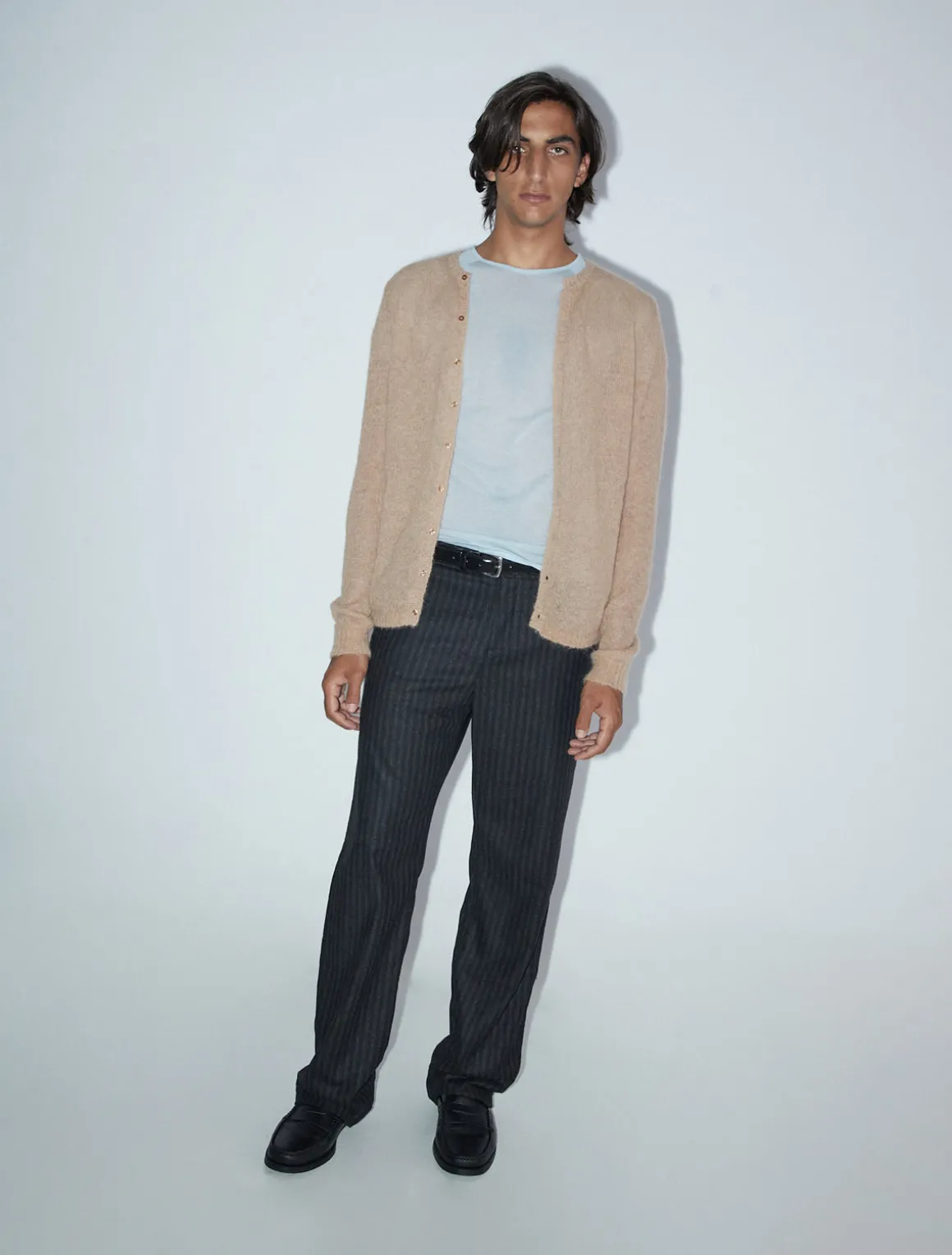 Cheap no 2169 / Button Alone B Pwman