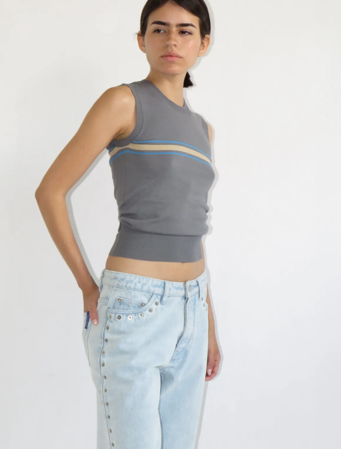 Clearance no 2100 / Cleve Tops
