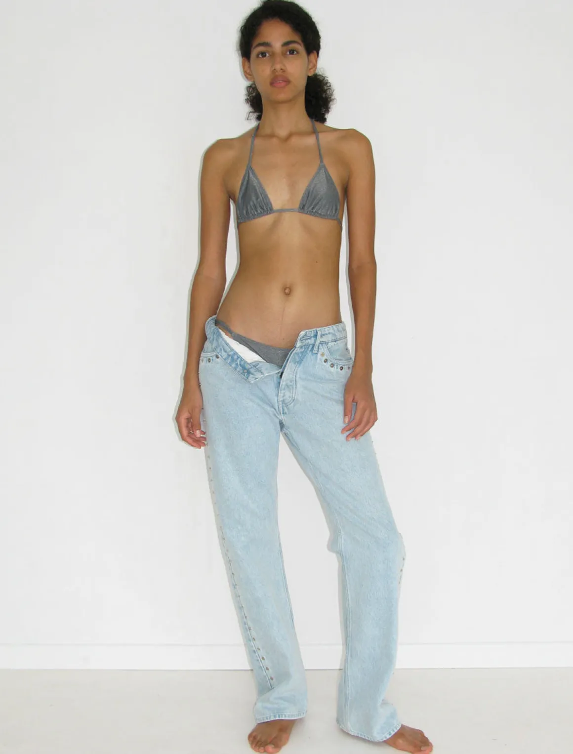 Online no 1699 / Crowd Jeans