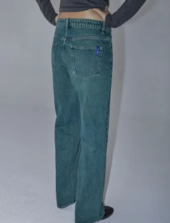 Shop no 1699 / Crowd Jeans