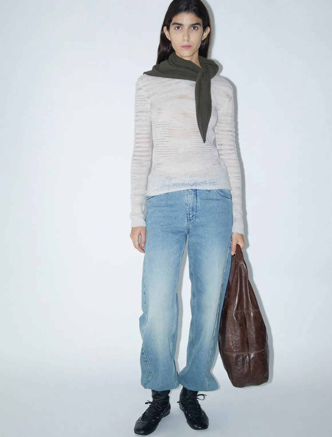 Outlet no 2305 / Emule Knits