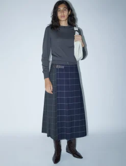 Clearance no 2310 / Giacos Knits