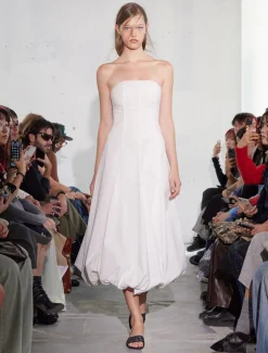 Fashion no 1892 / Globo Dress Dresses