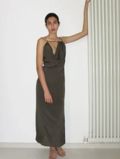Online no 2021 / Melleray Dresses