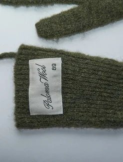 Outlet no 1356 / Peter Knits