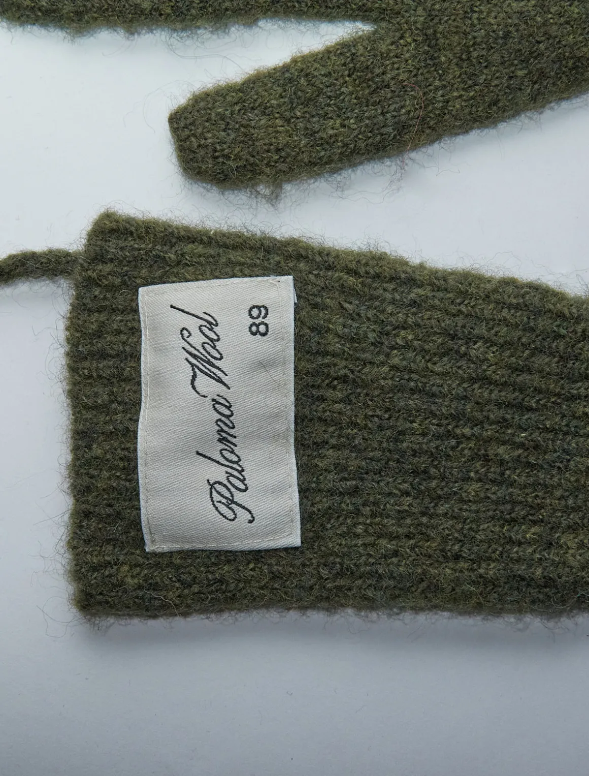 Outlet no 1356 / Peter Knits