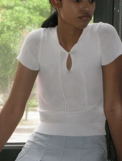 Shop no 2074 / Saku Tops