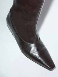 Fashion no 2198 / Tall Luella Boots